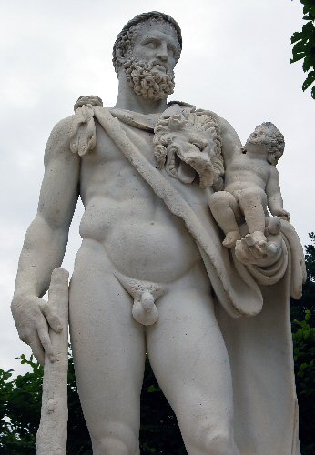 Statue, Palace of Versailles